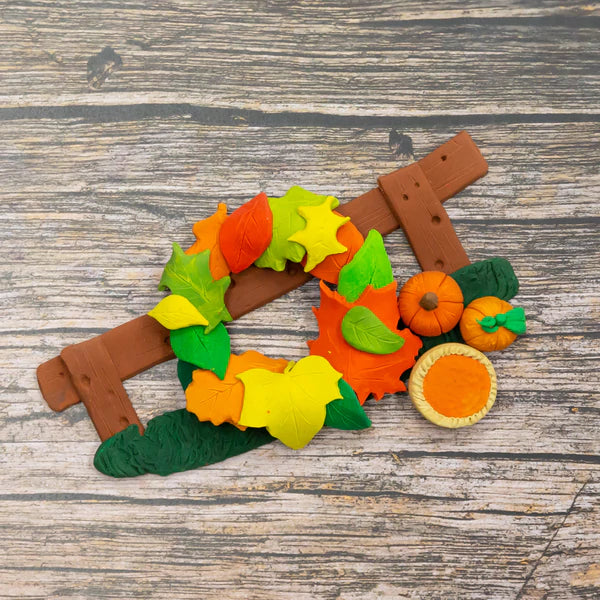 BAZIC 12 Colors 160g Modeling Clay Sticks + 3 Moldings Sold in 24 Units