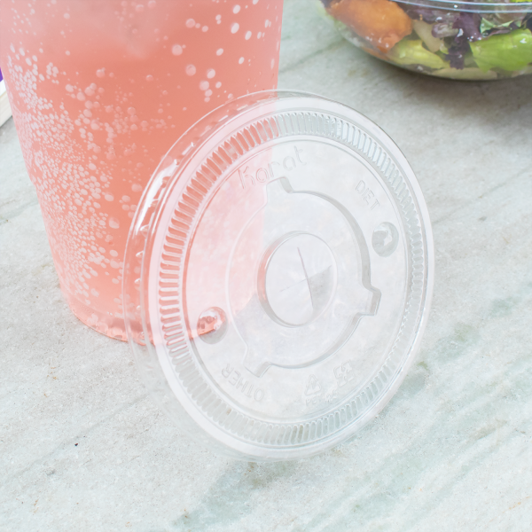 Karat 104.5mm PET Plastic Flat Lids - 600 ct