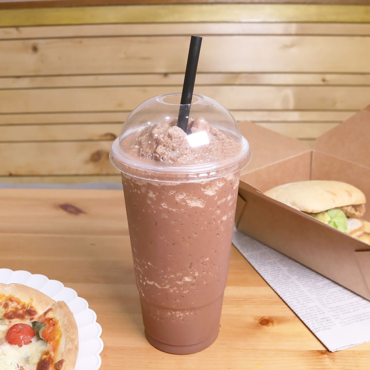 Karat 104.5mm PET Dome Lids for Paper Cold Cups- 600 ct