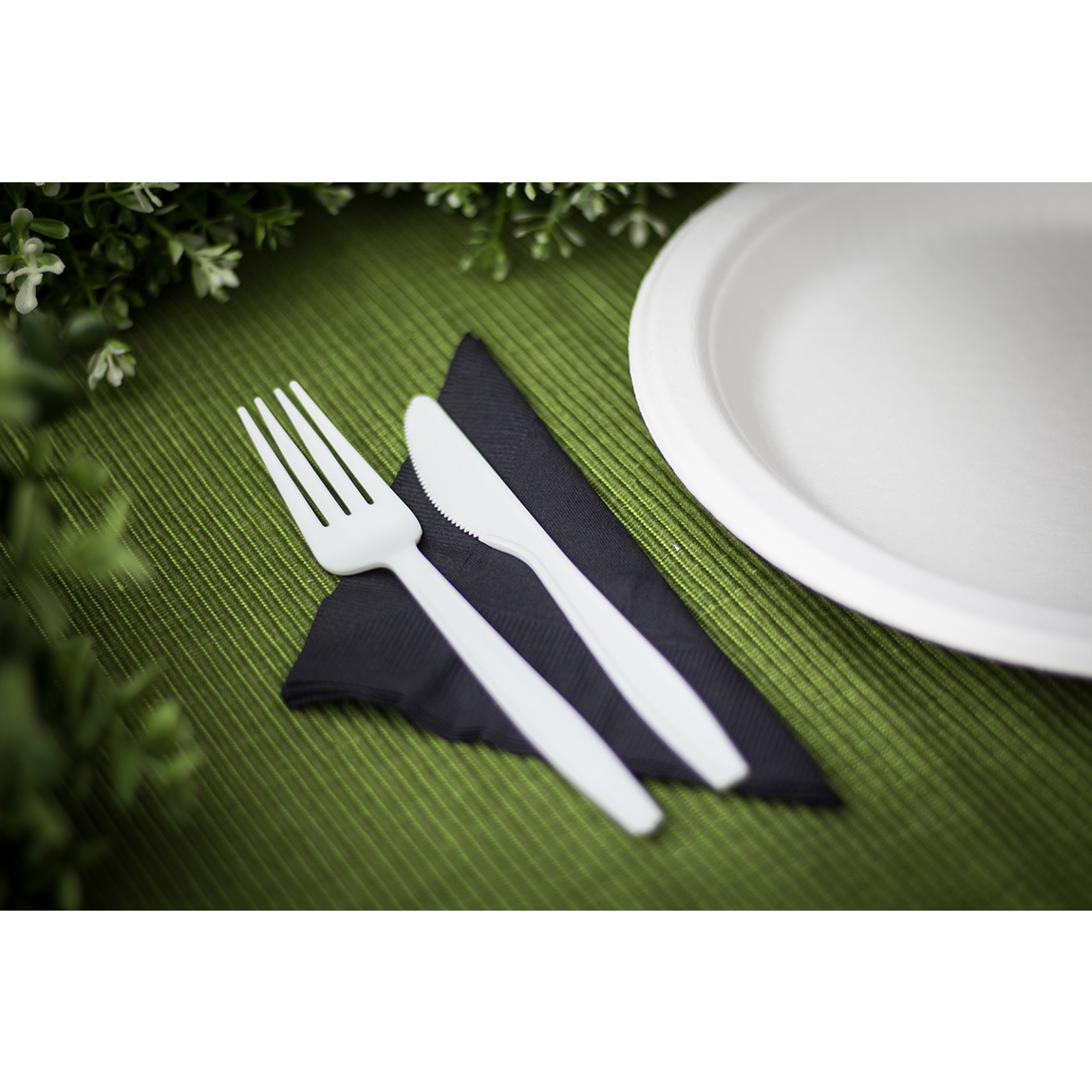 Karat Earth PLA Medium-Heavy Weight Compostable Forks Bulk Box - 1,000 ct