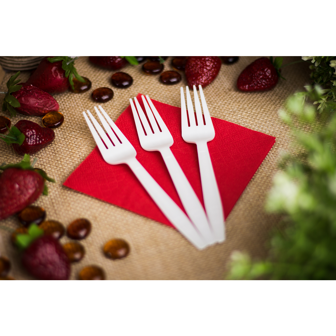 Karat Earth PLA Medium-Heavy Weight Compostable Forks Bulk Box - 1,000 ct