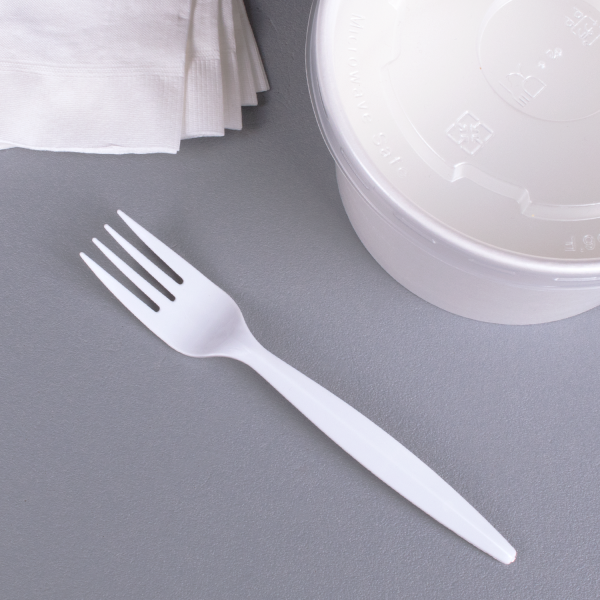 Karat PP Plastic Medium Heavy Weight Forks Bulk Box - White - 1,000 ct